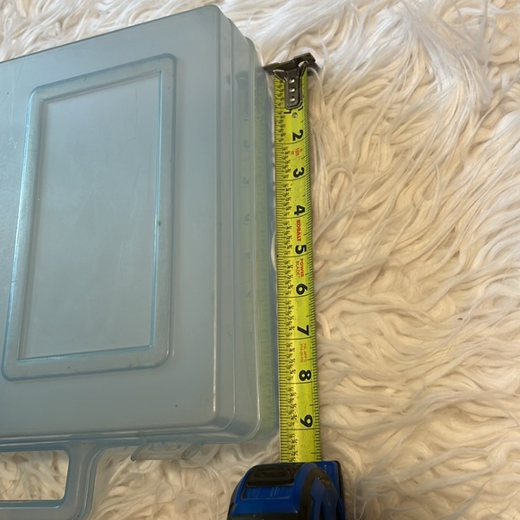 Blue Container - Picture 4 of 5